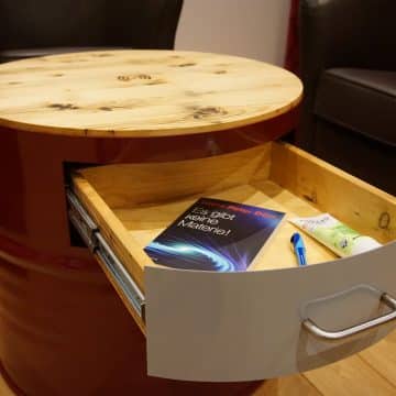Ölfass Couchtisch mit Schublade
